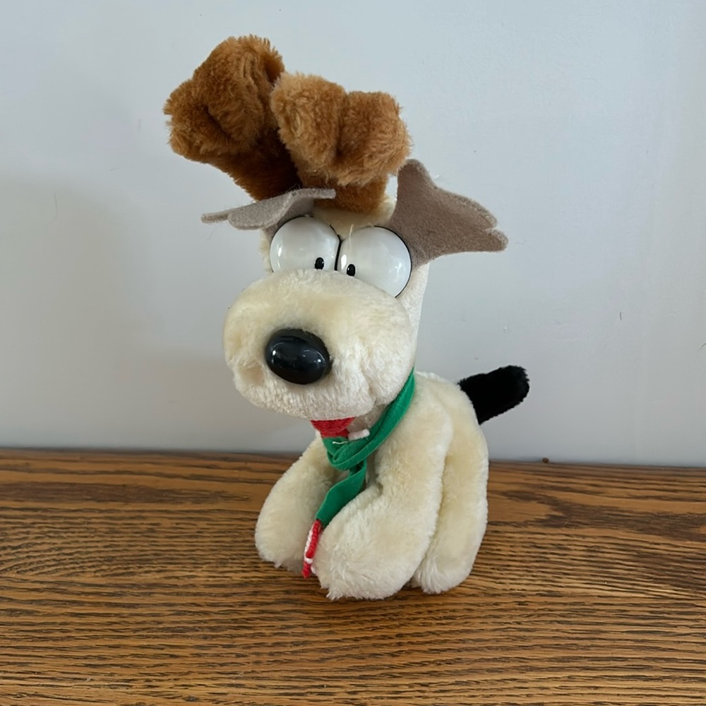 Vintage 1981 McDonalds Garfield Dog Odie Christmas Plush